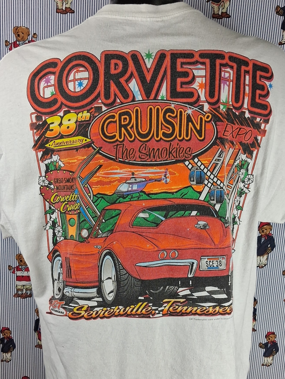 Corvette Cruise Smoky Moutains Stingray Spell-out Graphic White & Red XL T-shirt
